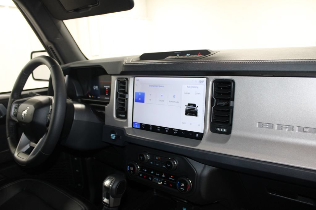 Used 2025 Ford Bronco Outer Banks AWD/4WD image 37