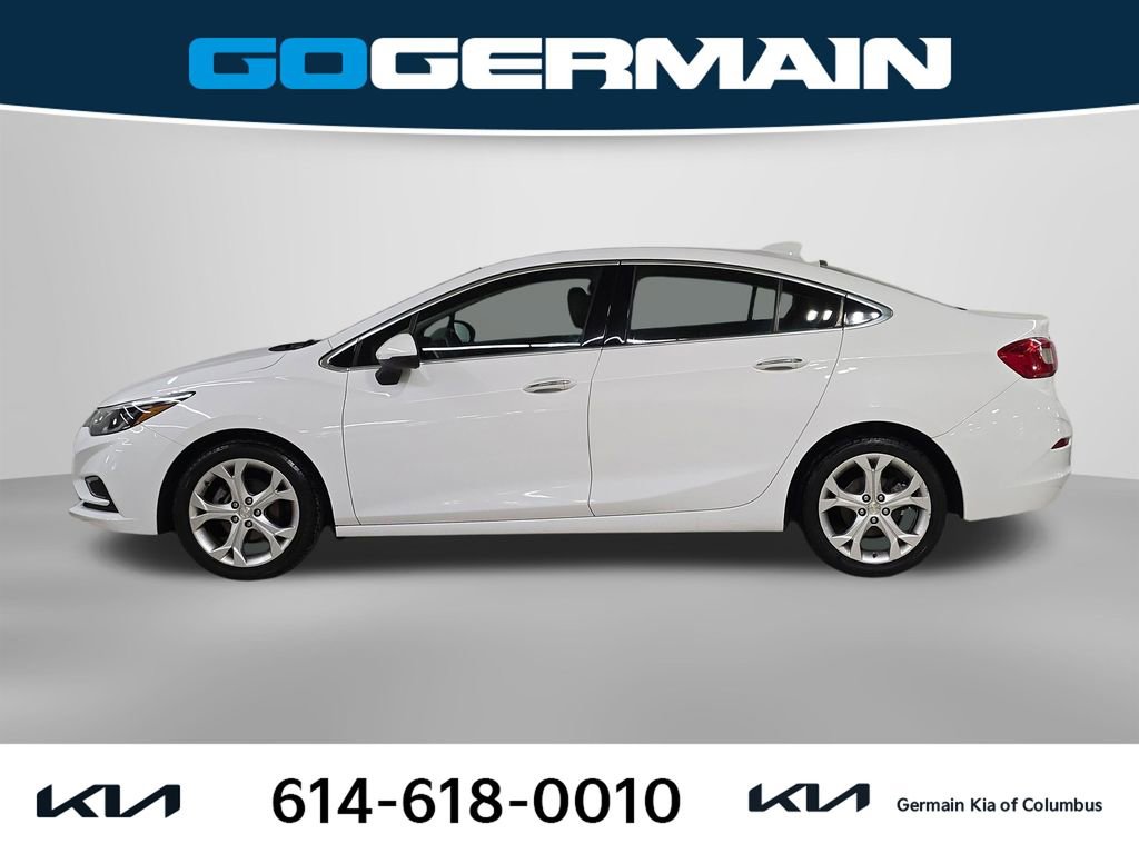 Used 2017 Chevrolet Cruze Premier image 11
