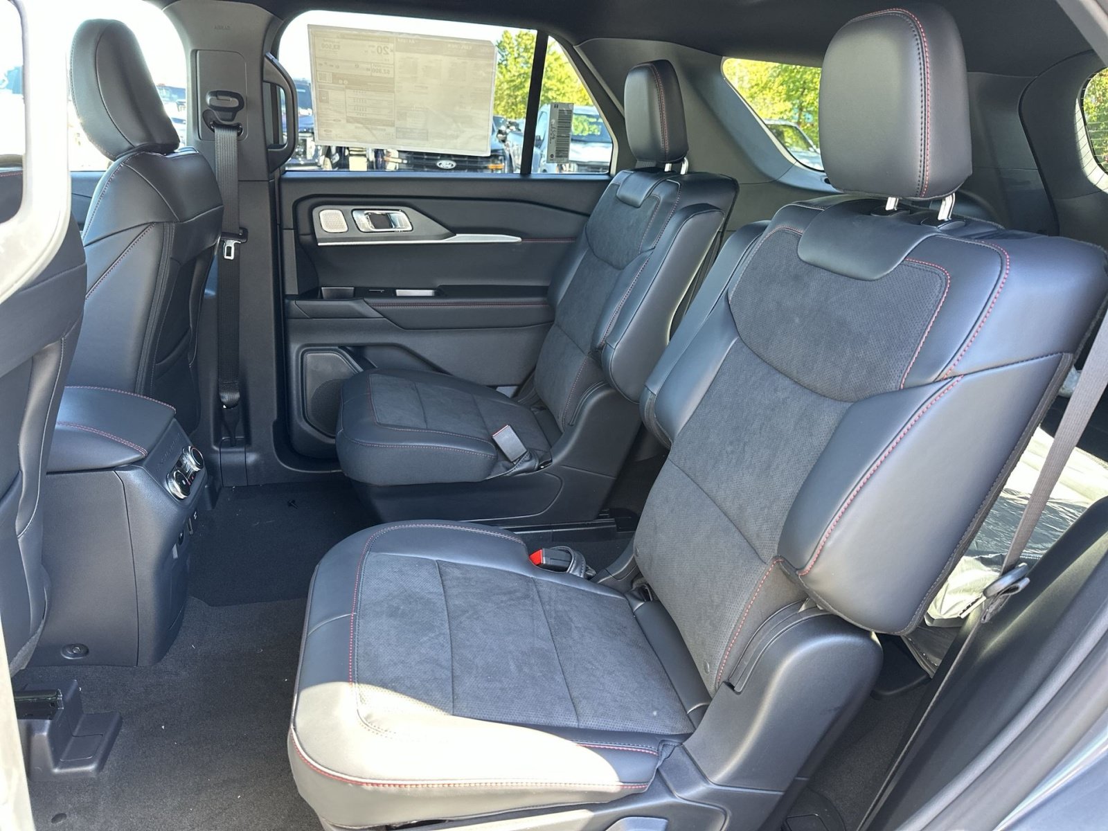 New 2027 Ford Explorer ST w/ Sun And Sound Package AWD/4WD image 26