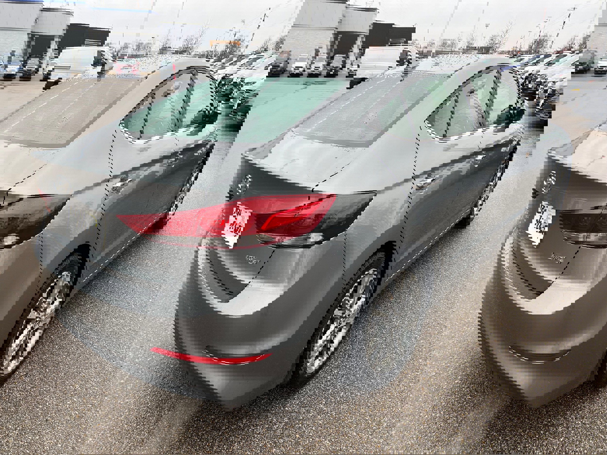 Used 2017 Hyundai Elantra Limited w/ Limited Ultimate Package 09 image 7