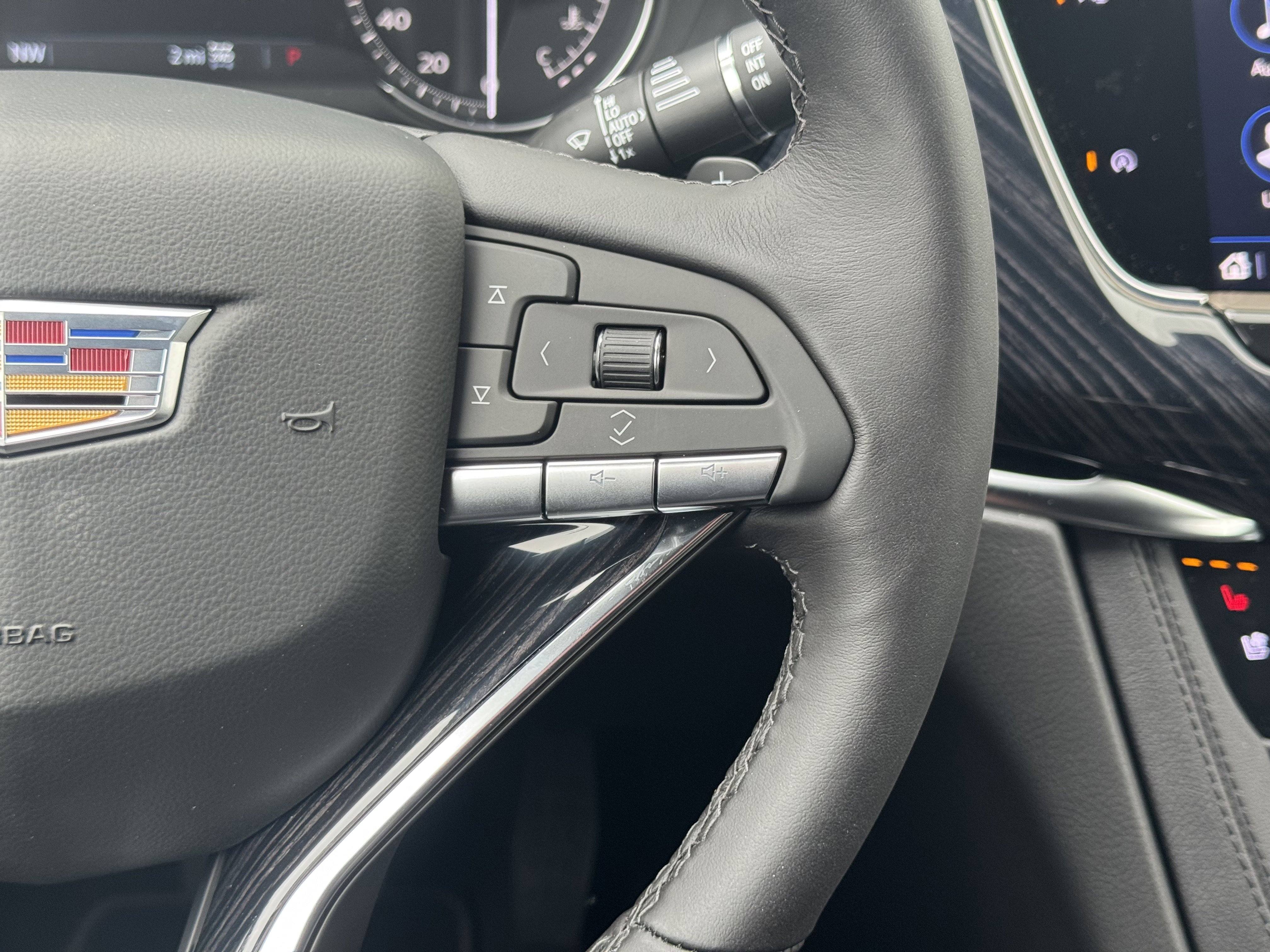 New 2025 Cadillac XT6 Premium Luxury image 20