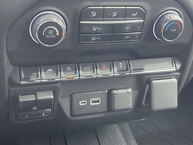 Used 2024 Chevrolet Silverado 1500 Custom w/ Turbomax Blackout Package AWD/4WD image 19