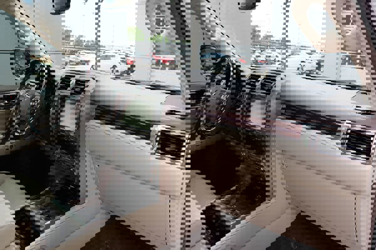 Used 2017 Lexus GX 460 Premium image 14