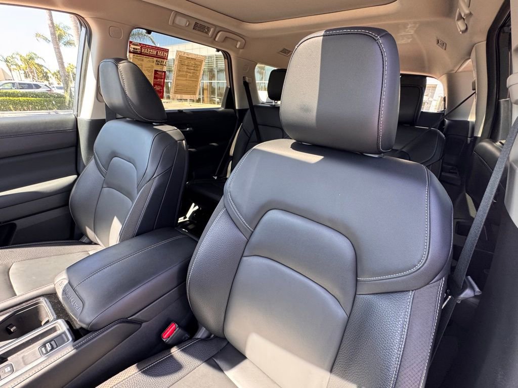Certified 2024 Nissan Pathfinder SL w/ SL Premium Package image 12