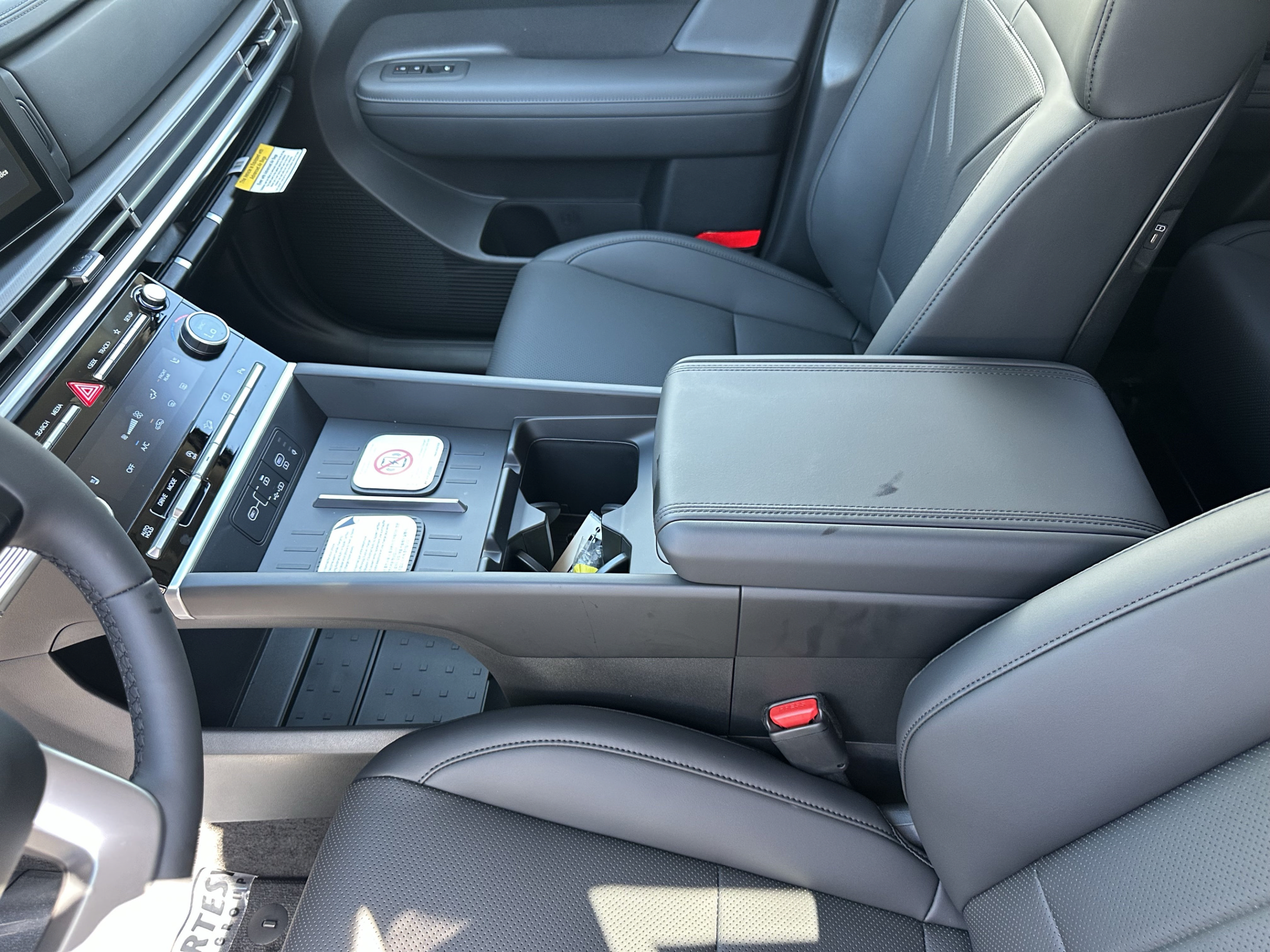 New 2027 Hyundai Santa Fe SEL FWD image 18