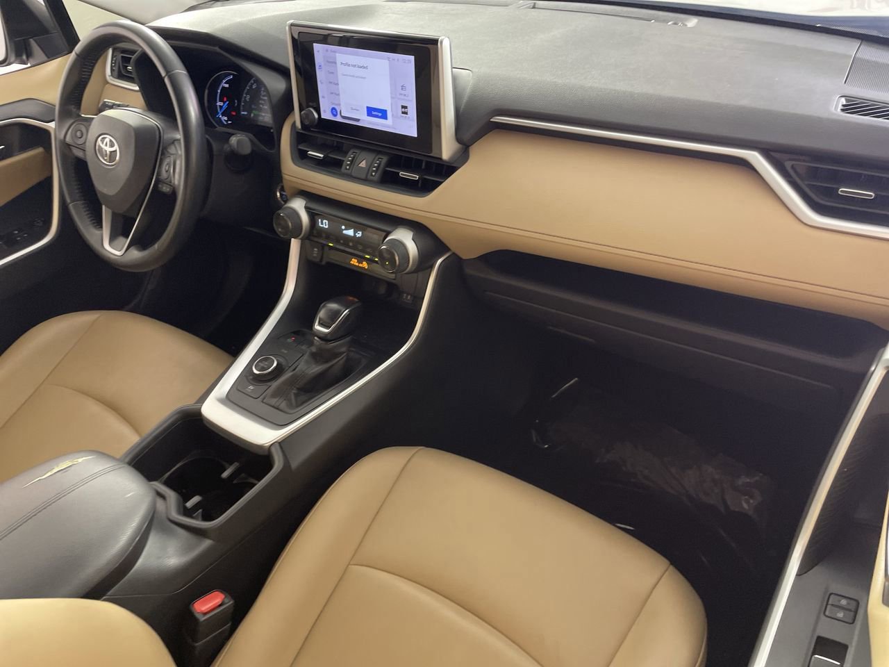 Used 2023 Toyota RAV4 XLE Premium image 26