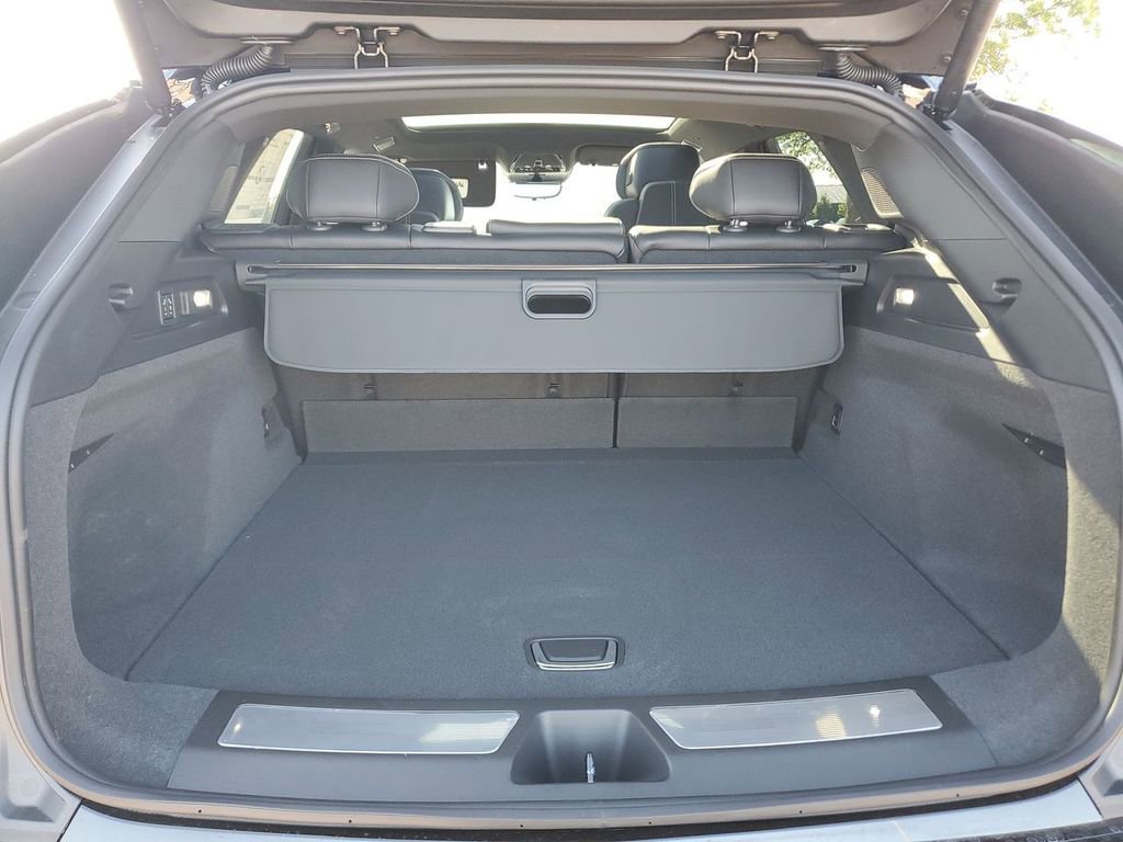 New 2026 Cadillac Lyriq V image 26