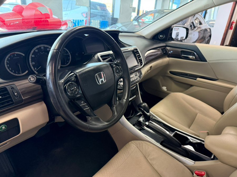 Used 2017 Honda Accord EX-L image 18