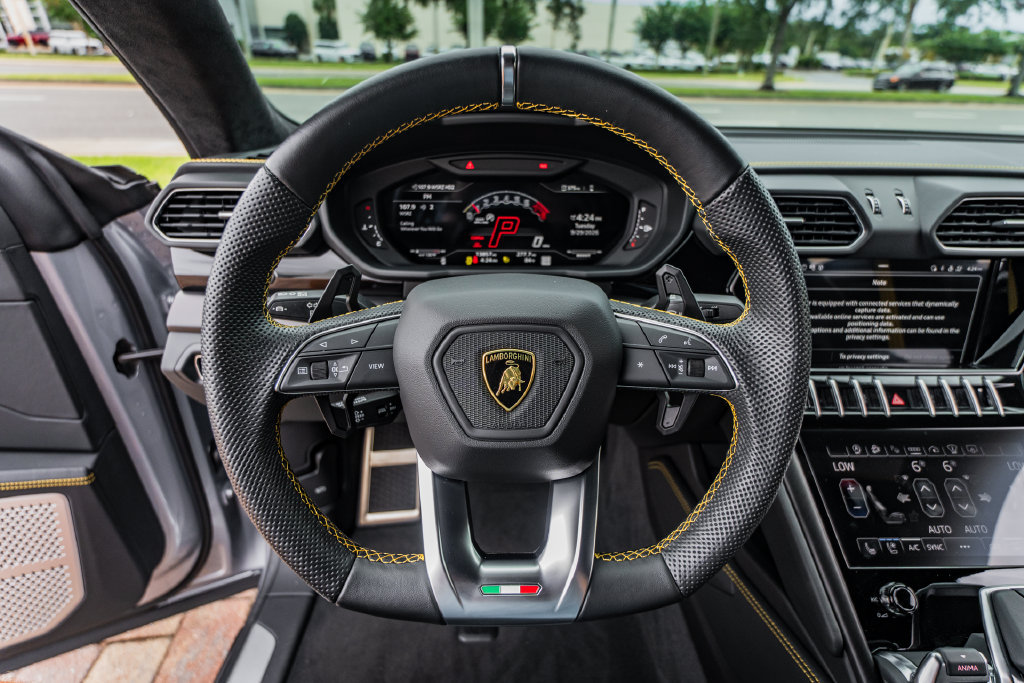 Used 2023 Lamborghini Urus S AWD/4WD image 20