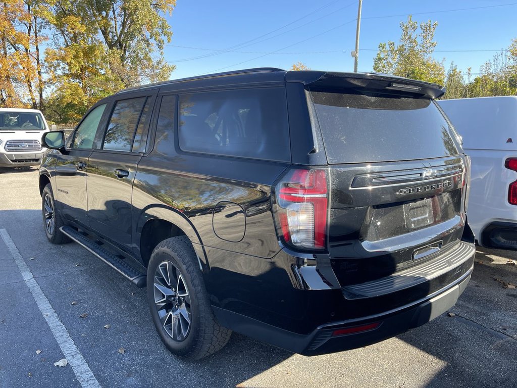 Used 2023 Chevrolet Suburban Z71 w/ Luxury Package AWD/4WD image 12