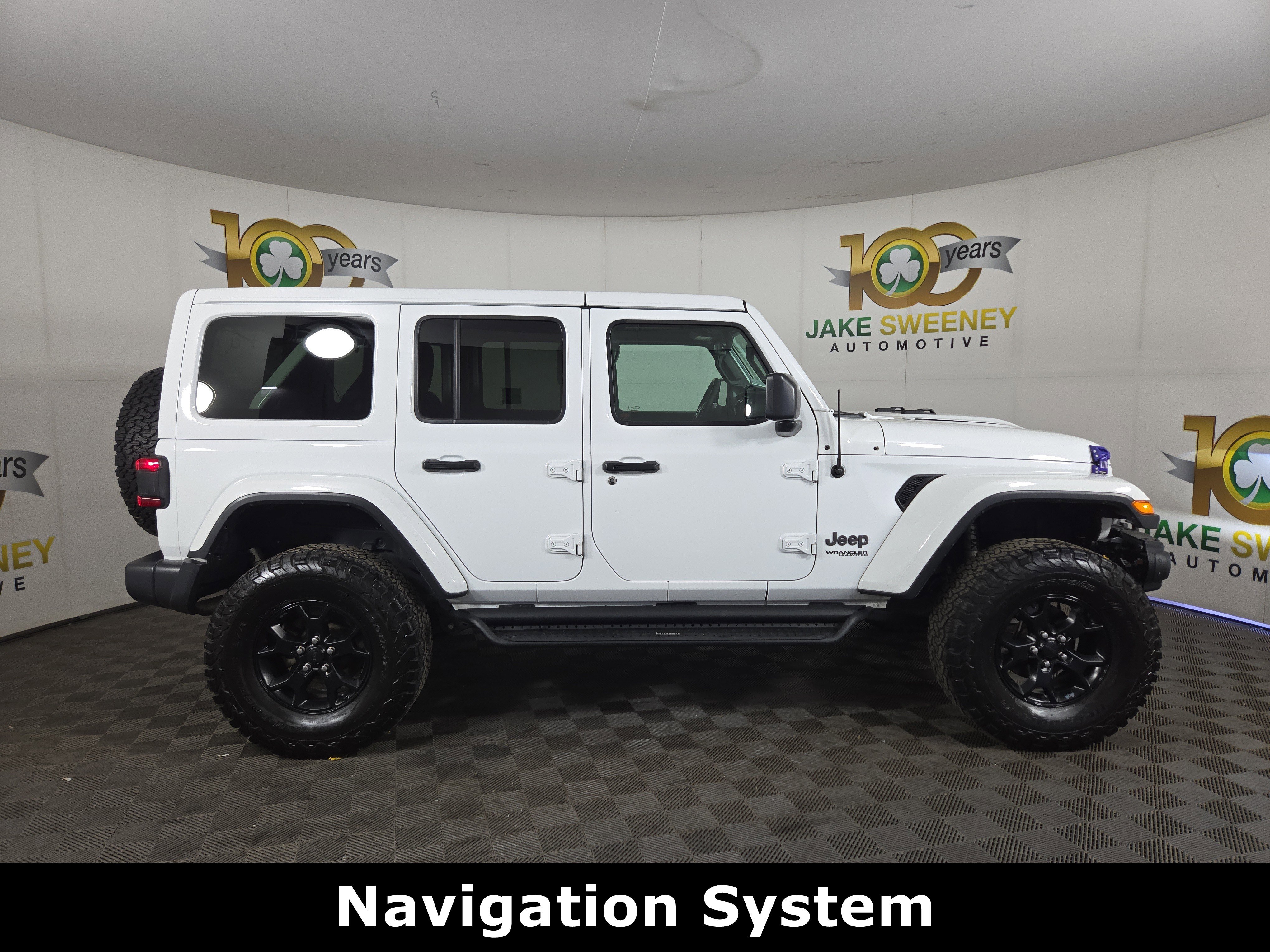 Used 2018 Jeep Wrangler Unlimited Sahara w/ Quick Order Package 24M Moab image 11