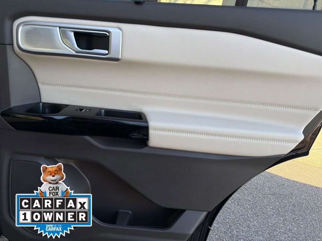 Used 2022 Ford Explorer Platinum w/ Equipment Group 601A image 38