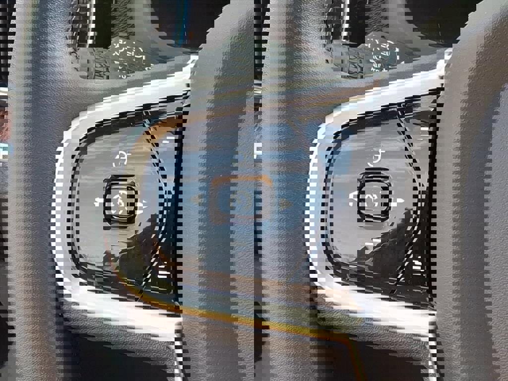 Certified 2023 Volvo V60 B5 Cross Country Plus w/ Climate Package image 28