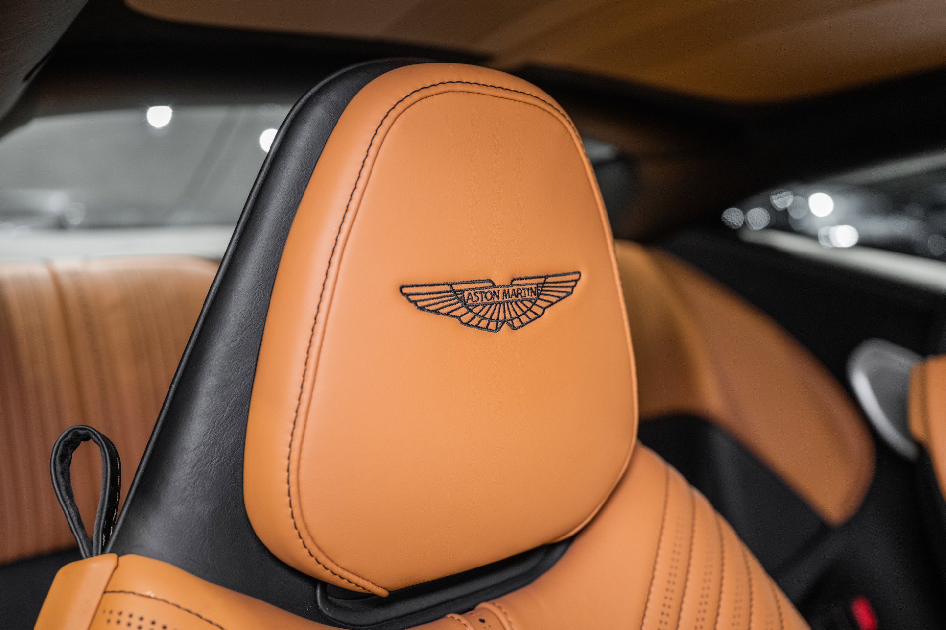 Used 2017 Aston Martin DB11 V12 image 6