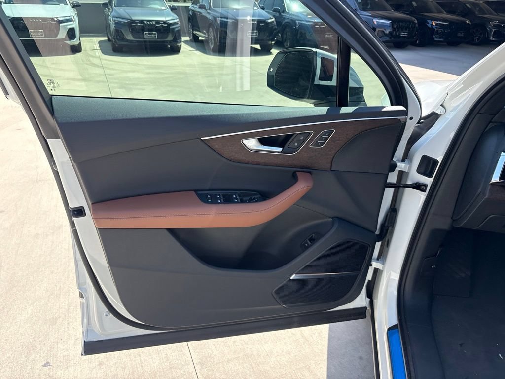 New 2026 Audi Q7 2.0T Premium Plus AWD/4WD image 10
