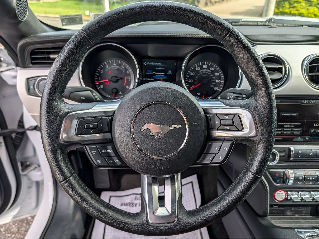 Used 2015 Ford Mustang GT Premium RWD image 15