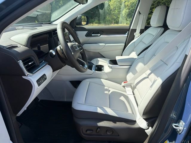 New 2027 GMC Terrain Denali w/ LPO, Floor Liner Package AWD/4WD image 23