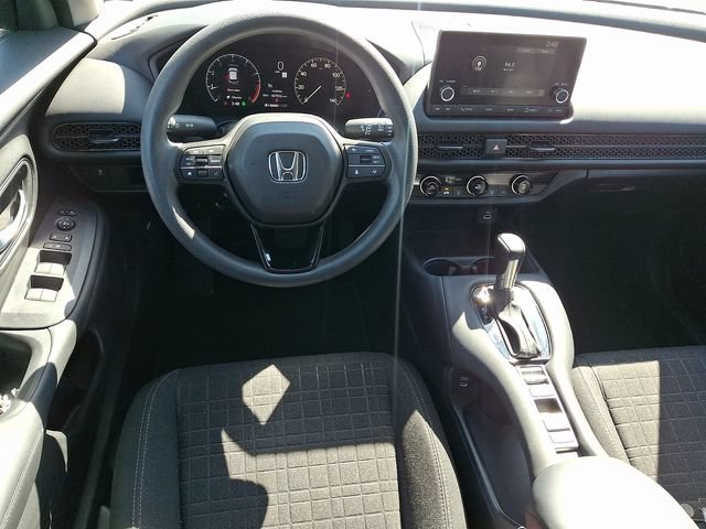 Certified 2025 Honda HR-V LX image 12
