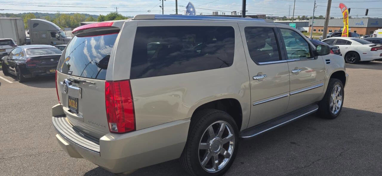 Used 2009 Cadillac Escalade ESV AWD image 5