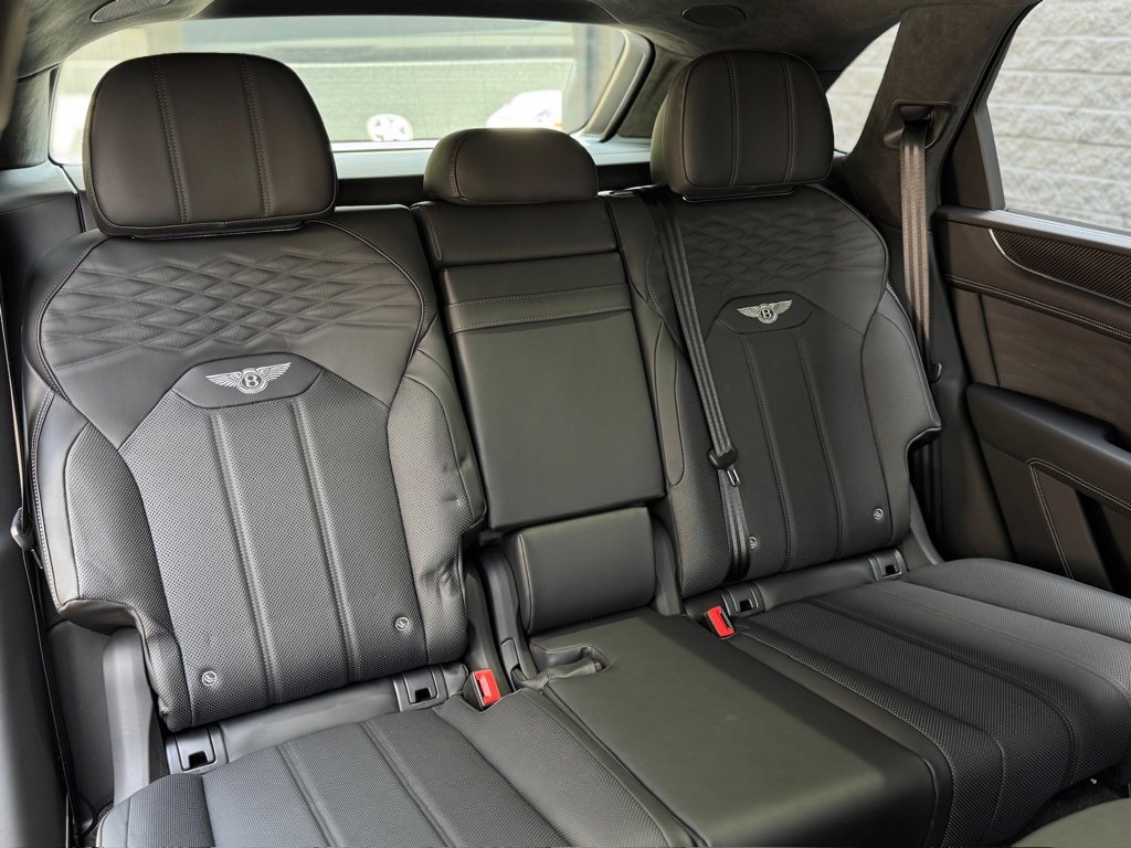New 2025 Bentley Bentayga image 6