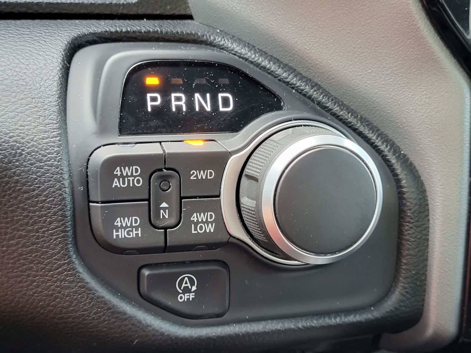 Used 2025 RAM 1500 Big Horn AWD/4WD image 18