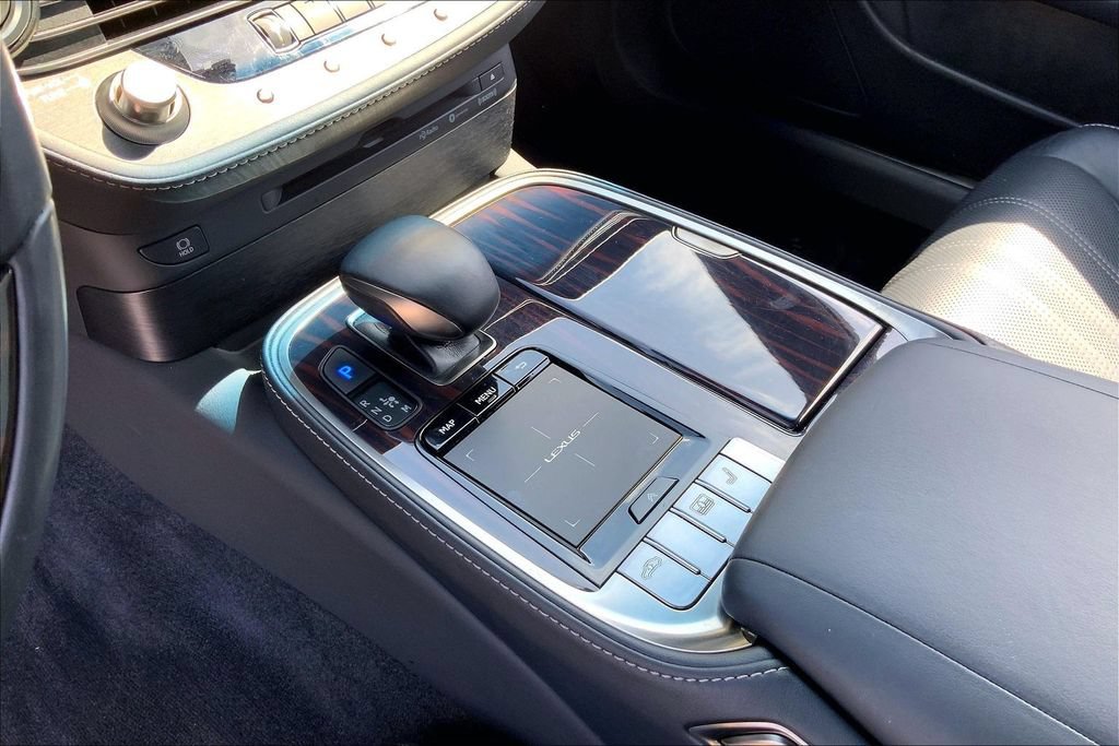 Used 2018 Lexus LS 500 AWD w/ Interior Upgrade Package image 17