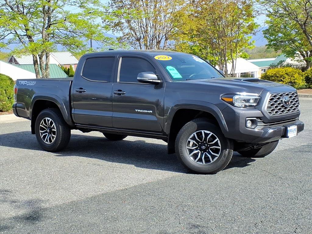 Used 2022 Toyota Tacoma TRD Sport w/ Technology Package