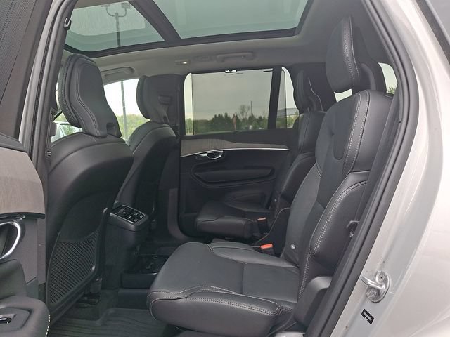 Used 2023 Volvo XC90 B6 Ultimate w/ Protection Package Premier AWD/4WD image 9