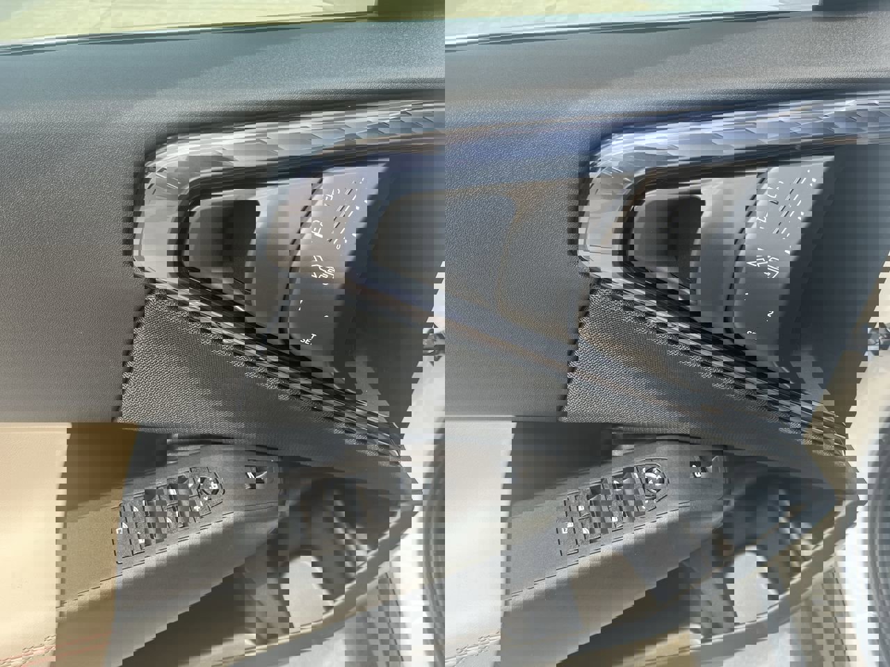 Used 2025 BMW X3 xDrive30i w/ Convenience Package image 19