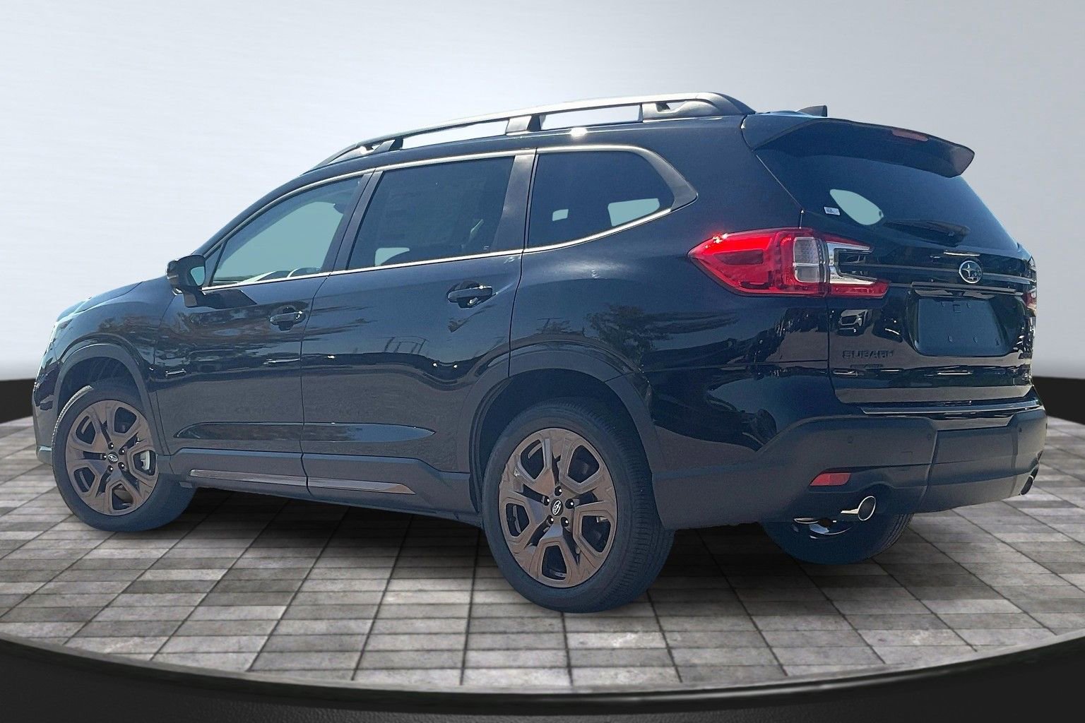 New 2025 Subaru Ascent Bronze Edition image 3