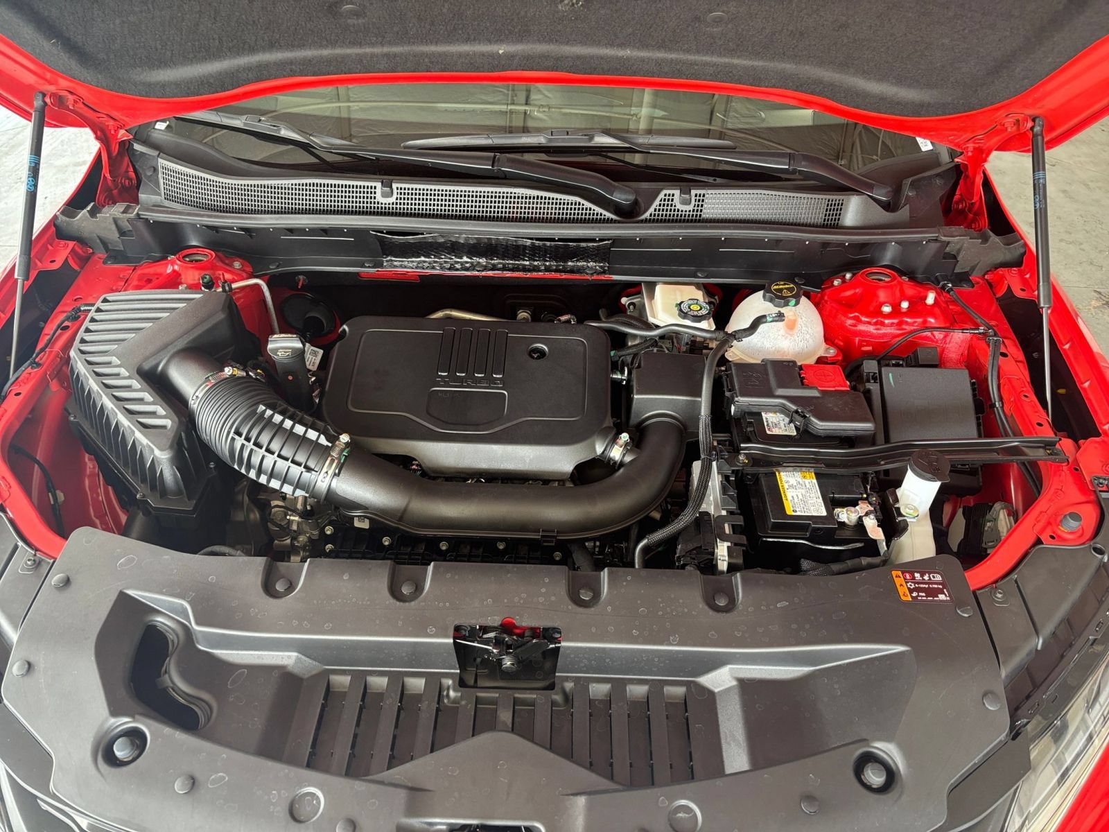 Used 2025 Chevrolet Blazer LT FWD image 32