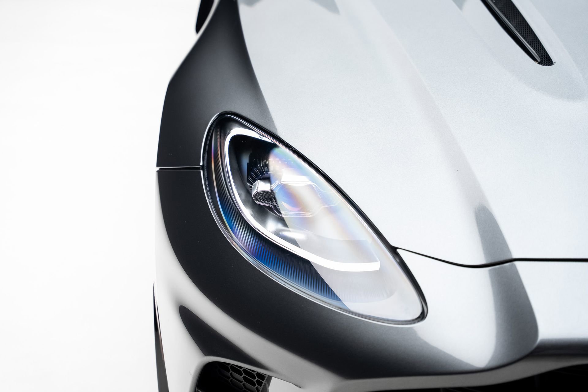 Used 2023 Aston Martin DBX 707 image 12