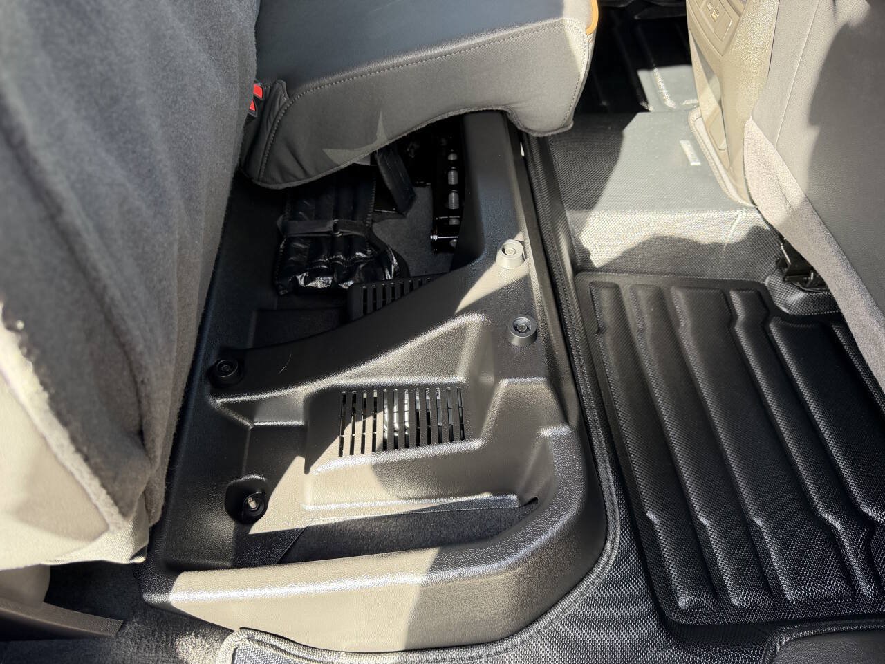 Used 2024 GMC Canyon AT4 w/ AT4 Premium Package AWD/4WD image 26
