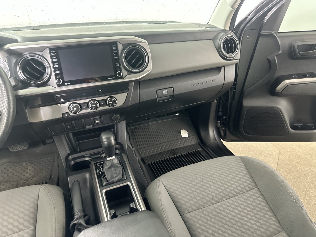 Used 2022 Toyota Tacoma SR5 RWD image 21