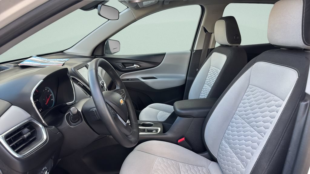 Used 2018 Chevrolet Equinox LT FWD image 9