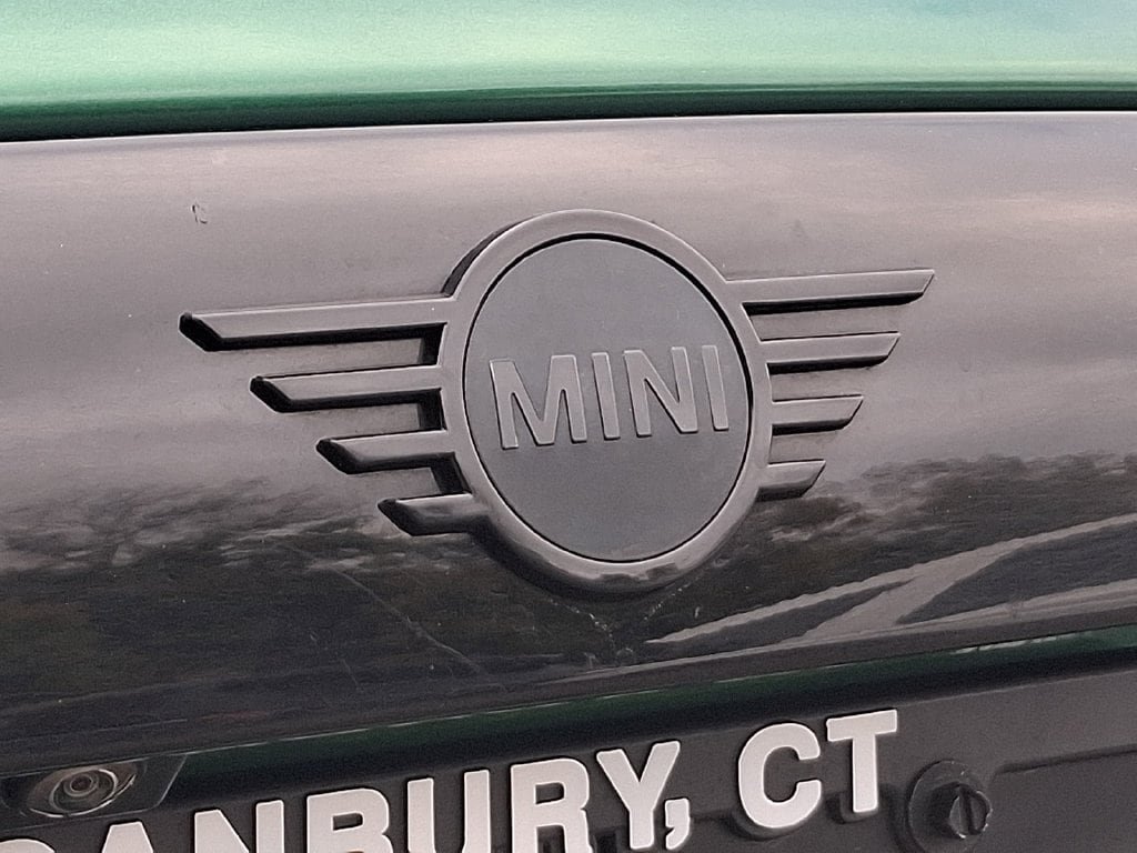 Used 2023 MINI Cooper S w/ Signature Upholstery Package FWD image 27