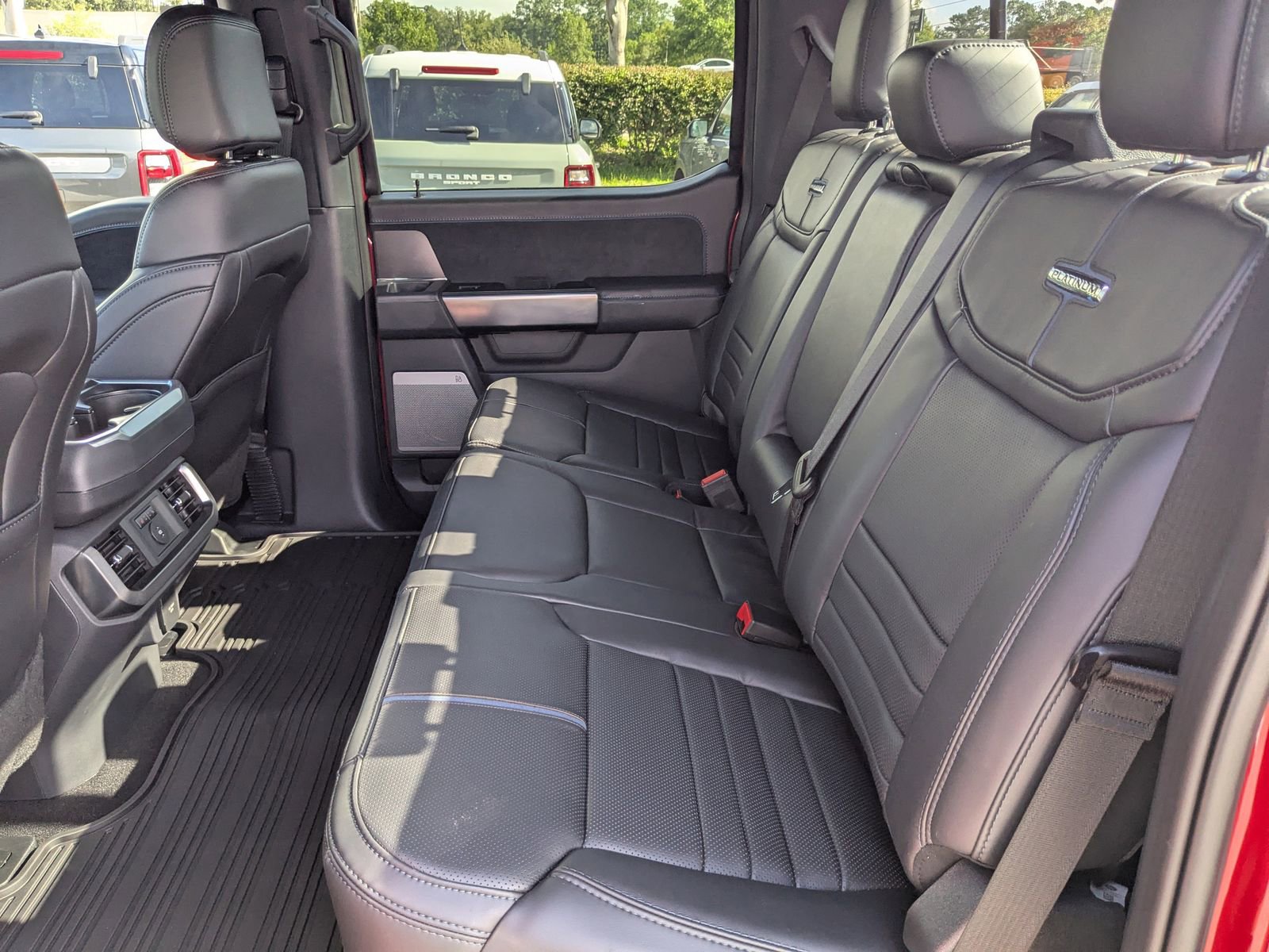 New 2025 Ford F150 Platinum w/ FX4 Off-Road Package image 14