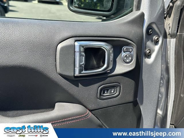 Used 2021 Jeep Wrangler Unlimited Rubicon AWD/4WD image 13