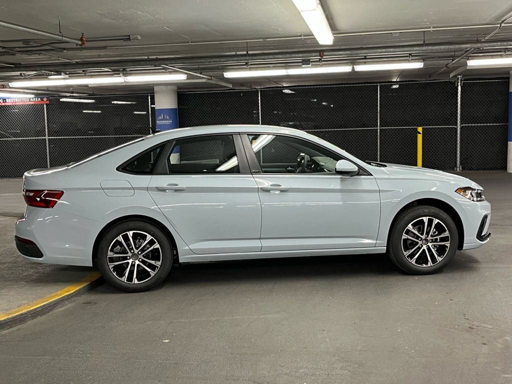 New 2026 Volkswagen Jetta Sport FWD image 32