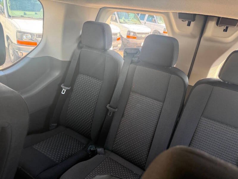 Used 2023 Ford Transit 350 XLT RWD image 19