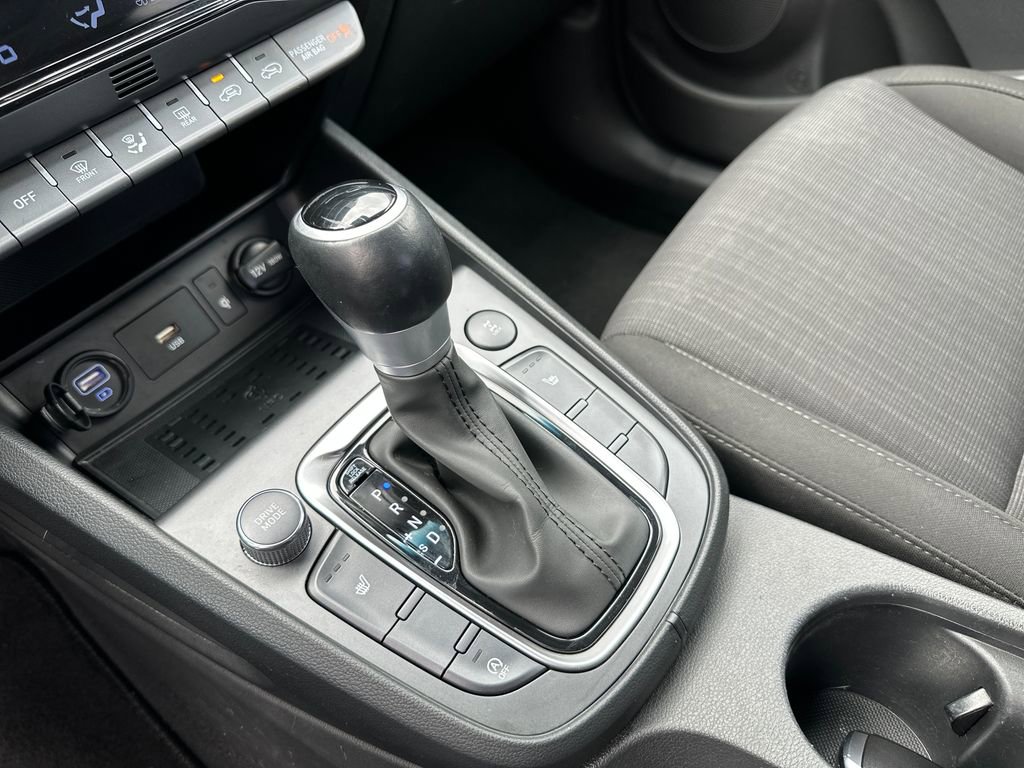 Used 2023 Hyundai Kona SEL w/ Convenience Package image 14