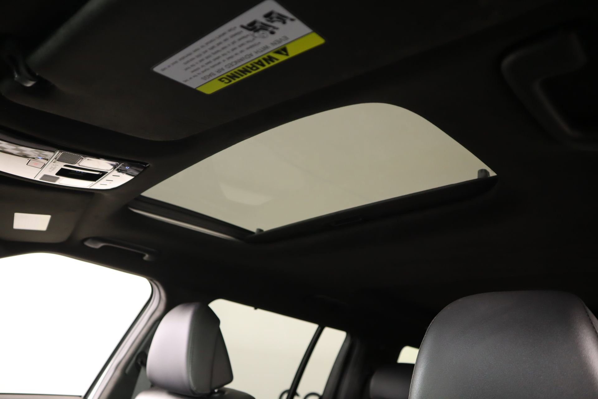 Used 2025 Hyundai Santa Fe Calligraphy image 17