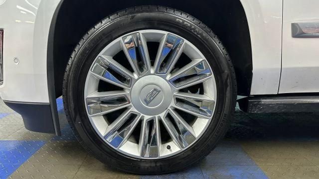 Used 2019 Cadillac Escalade Premium Luxury image 87