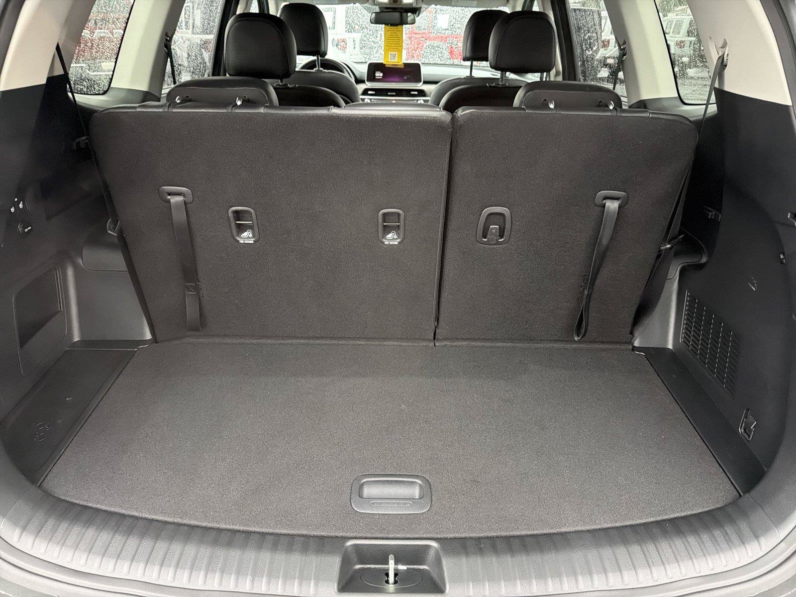 Used 2022 Kia Telluride EX w/ EX Premium Package AWD/4WD image 17