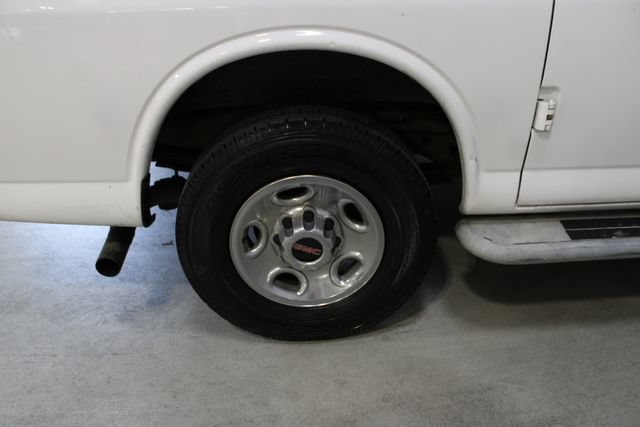 Used 2017 GMC Savana 2500 RWD image 41