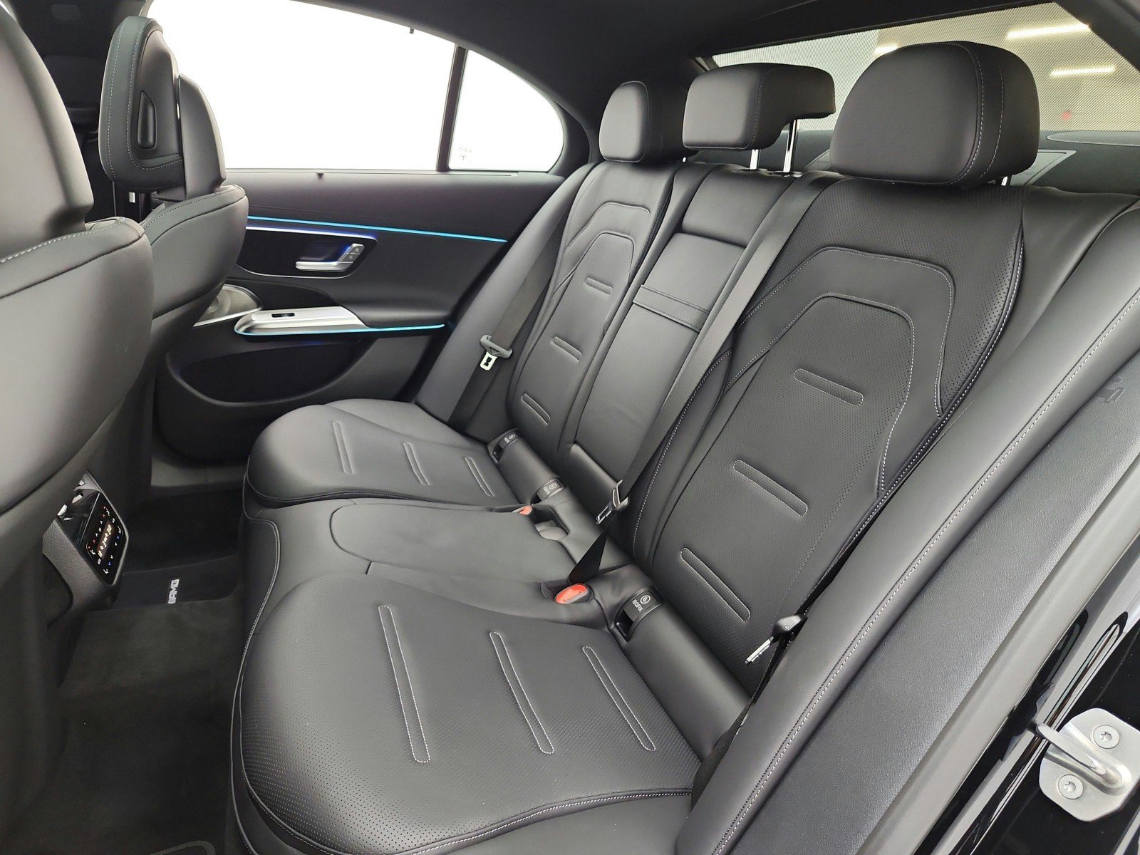 New 2027 Mercedes-Benz E 53 AMG e 4MATIC Sedan image 11
