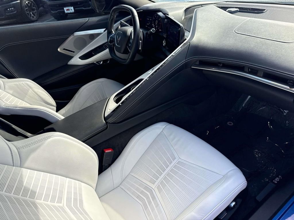 Used 2022 Chevrolet Corvette Stingray Preferred Cpe w/ Z51 Performance Package image 59