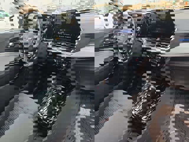 New 2026 Chevrolet Trax LT w/ Driver Confidence Package image 18