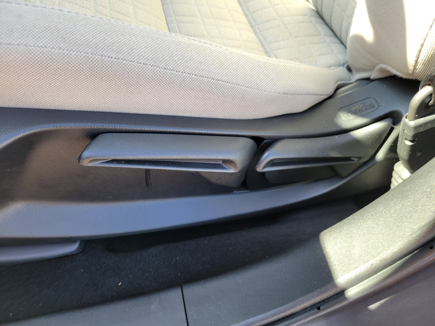 Certified 2023 Honda HR-V LX image 16
