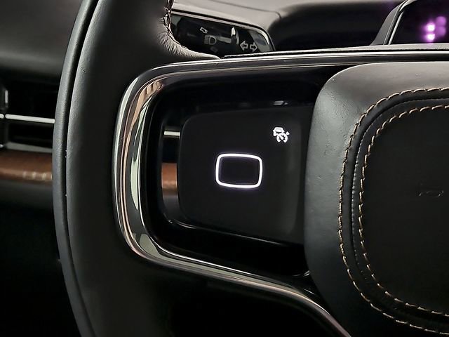 Used 2025 Lincoln Navigator Black Label image 22